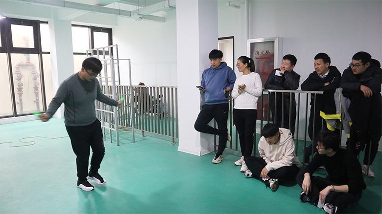 贏好禮，陪你趣味鬧元宵 | 寶開(kāi)舉辦“包湯圓 · 猜燈謎 · 迎元宵”主題活動(dòng)