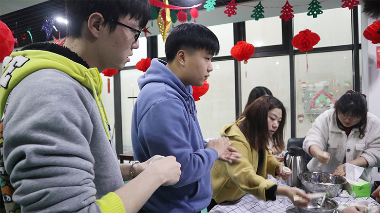 贏好禮，陪你趣味鬧元宵 | 寶開(kāi)舉辦“包湯圓 · 猜燈謎 · 迎元宵”主題活動(dòng)