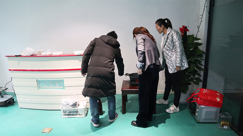 贏好禮，陪你趣味鬧元宵 | 寶開(kāi)舉辦“包湯圓 · 猜燈謎 · 迎元宵”主題活動(dòng)