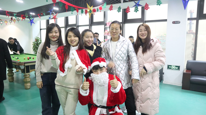 繽紛平安夜，歡樂圣誕節(jié) | 寶開舉辦第四季度員工集體生日會