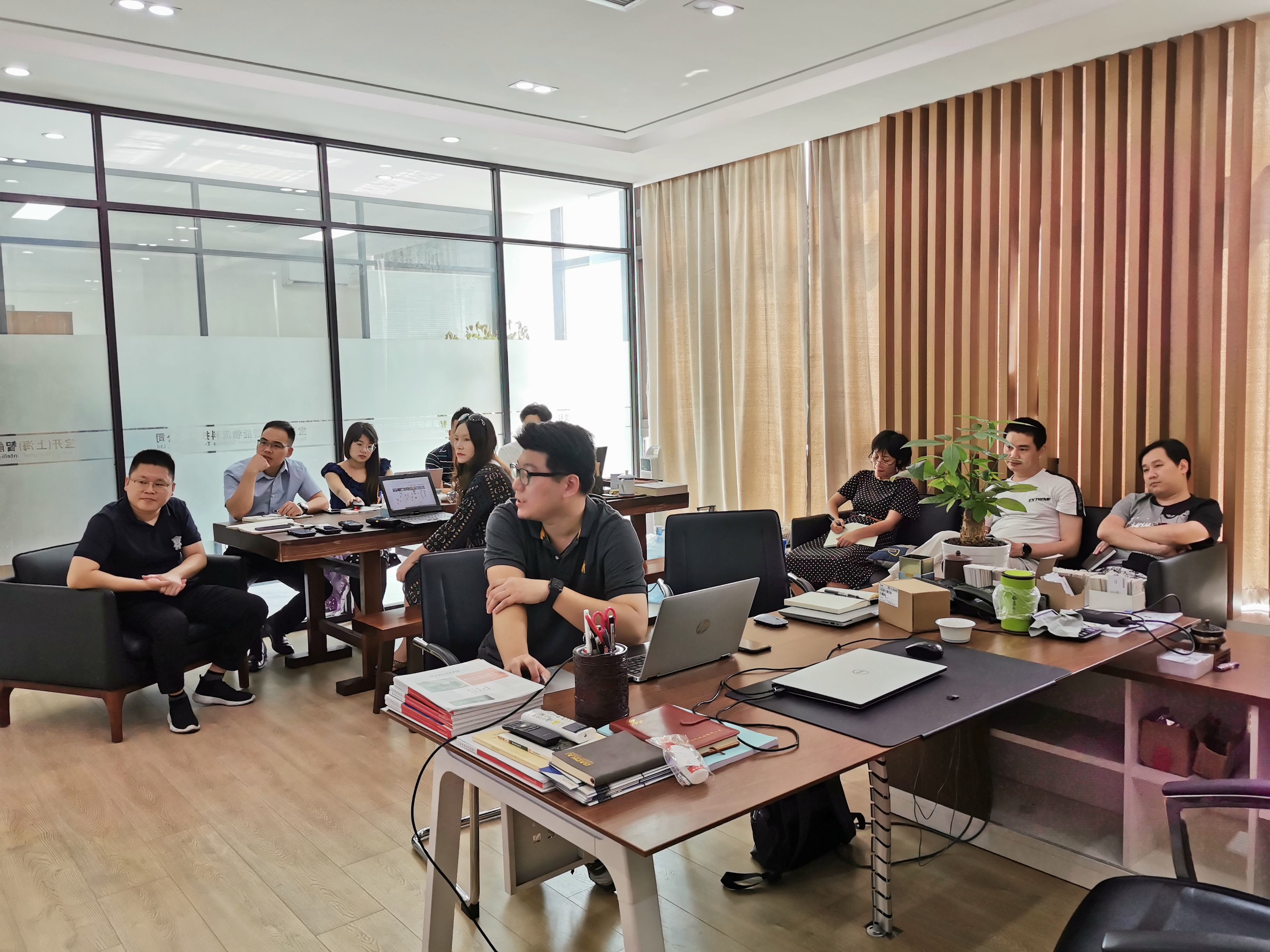 專題培訓(xùn) ｜ 解讀「智能傳感器產(chǎn)品」和「工業(yè)級(jí)移動(dòng)終端、視覺和UHF RFID產(chǎn)品」