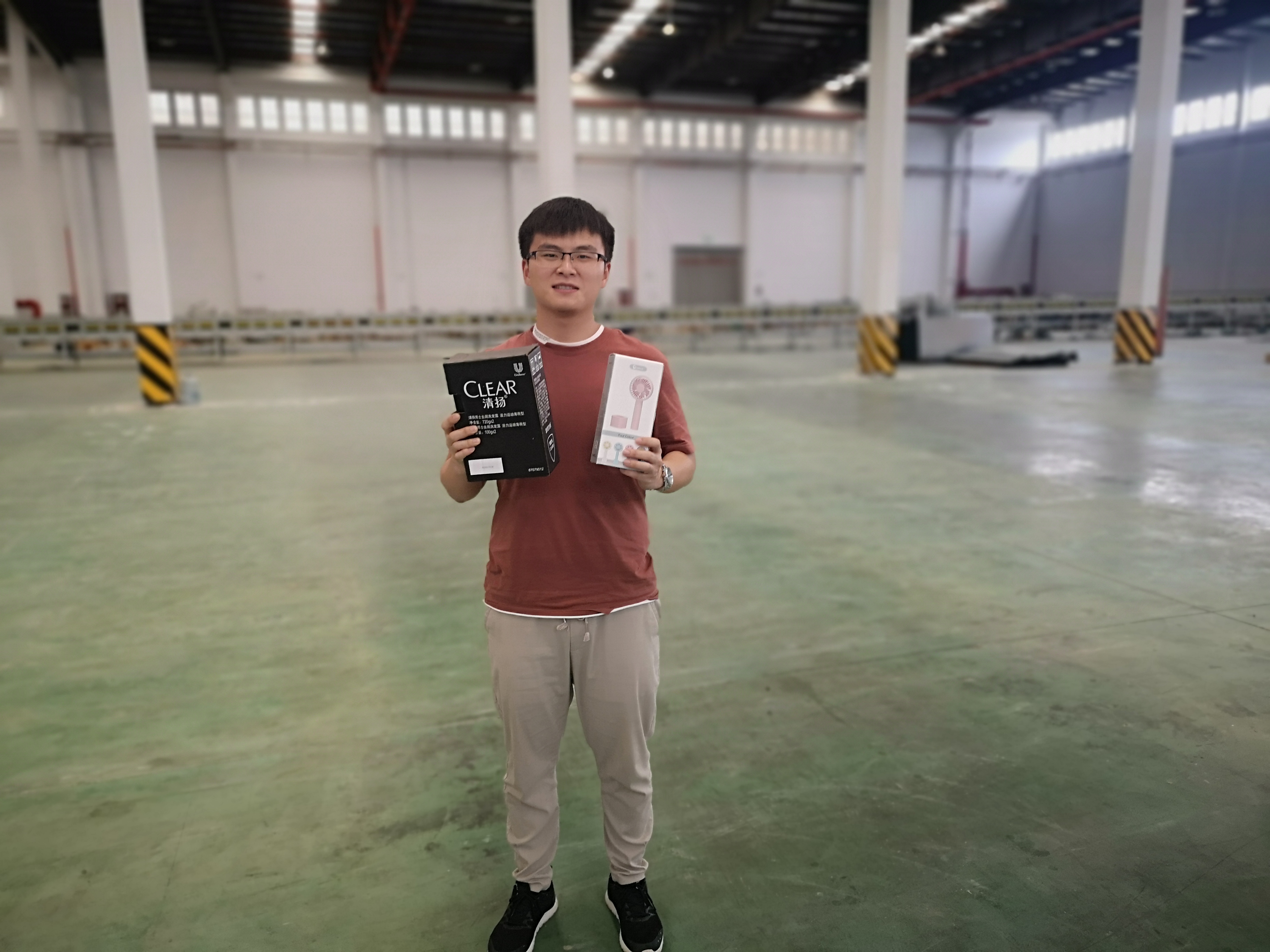 關(guān)愛職工 · 夏送清涼 | 寶開工會赴一線送清涼，致敬高溫下的堅守