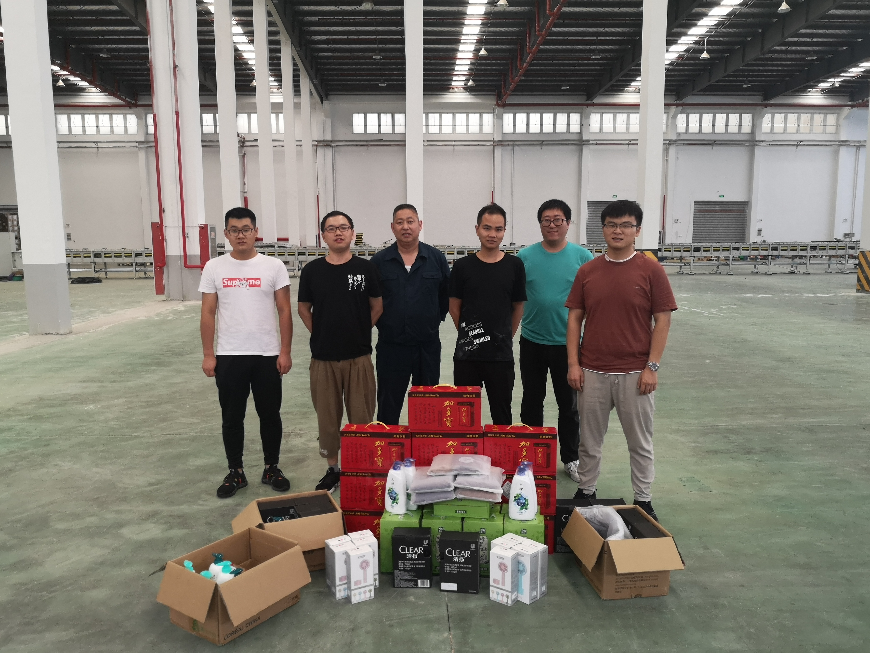 關(guān)愛職工 · 夏送清涼 | 寶開工會赴一線送清涼，致敬高溫下的堅守