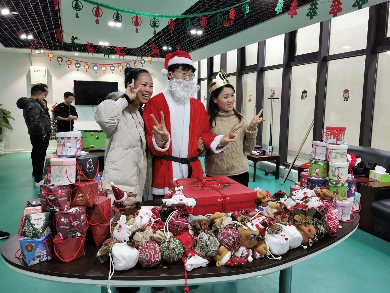 圣誕主題生日趴 | 濃情暖意平安夜，誕愿有你共前行