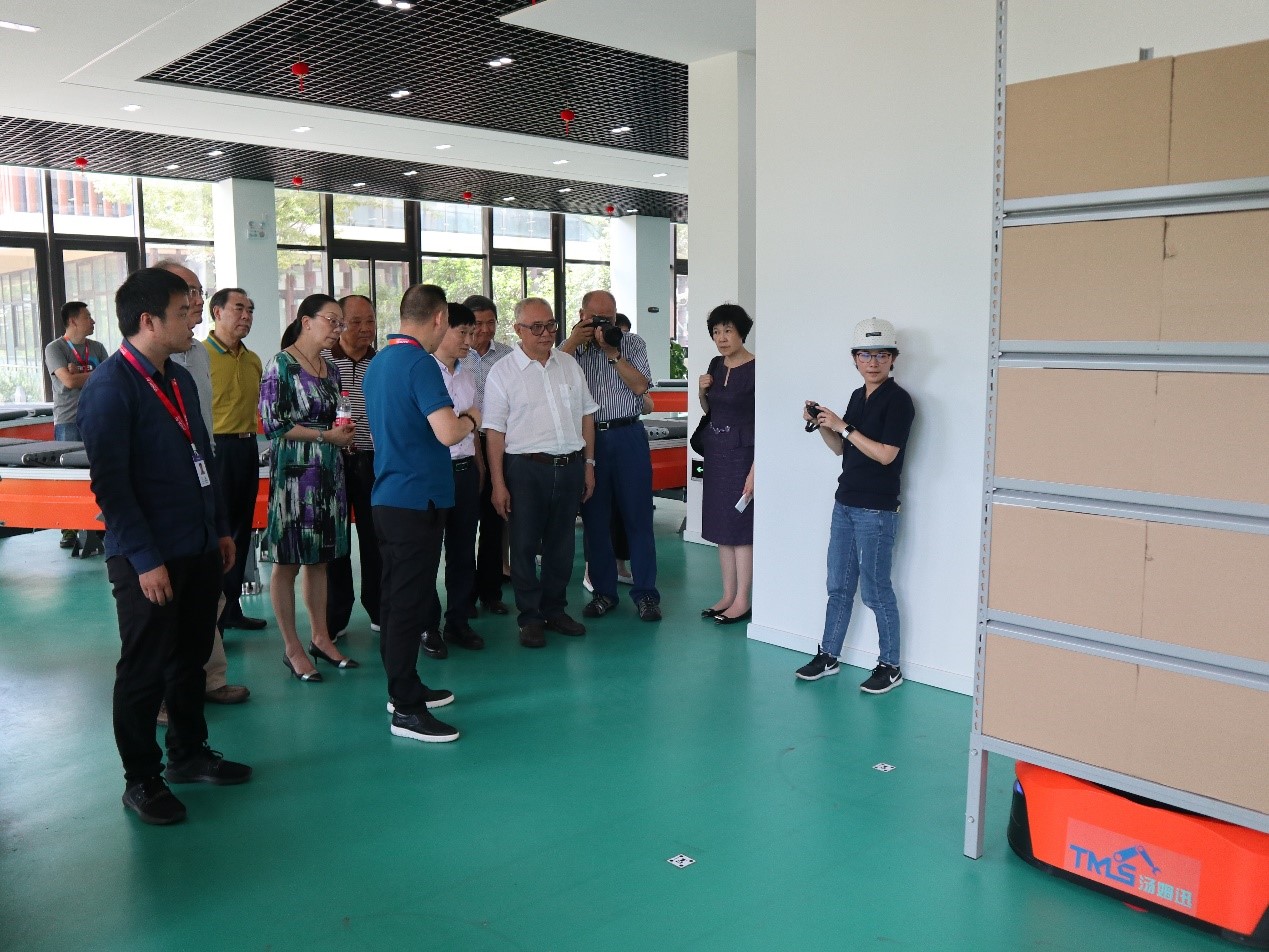 新聞 | 無錫市原政協(xié)領(lǐng)導(dǎo)、吳涇鎮(zhèn)黨委領(lǐng)導(dǎo)一行蒞臨寶開參觀考察