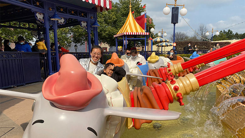 Happy Women’s Day | 歡度三八節(jié)，我們相約上海迪士尼樂園