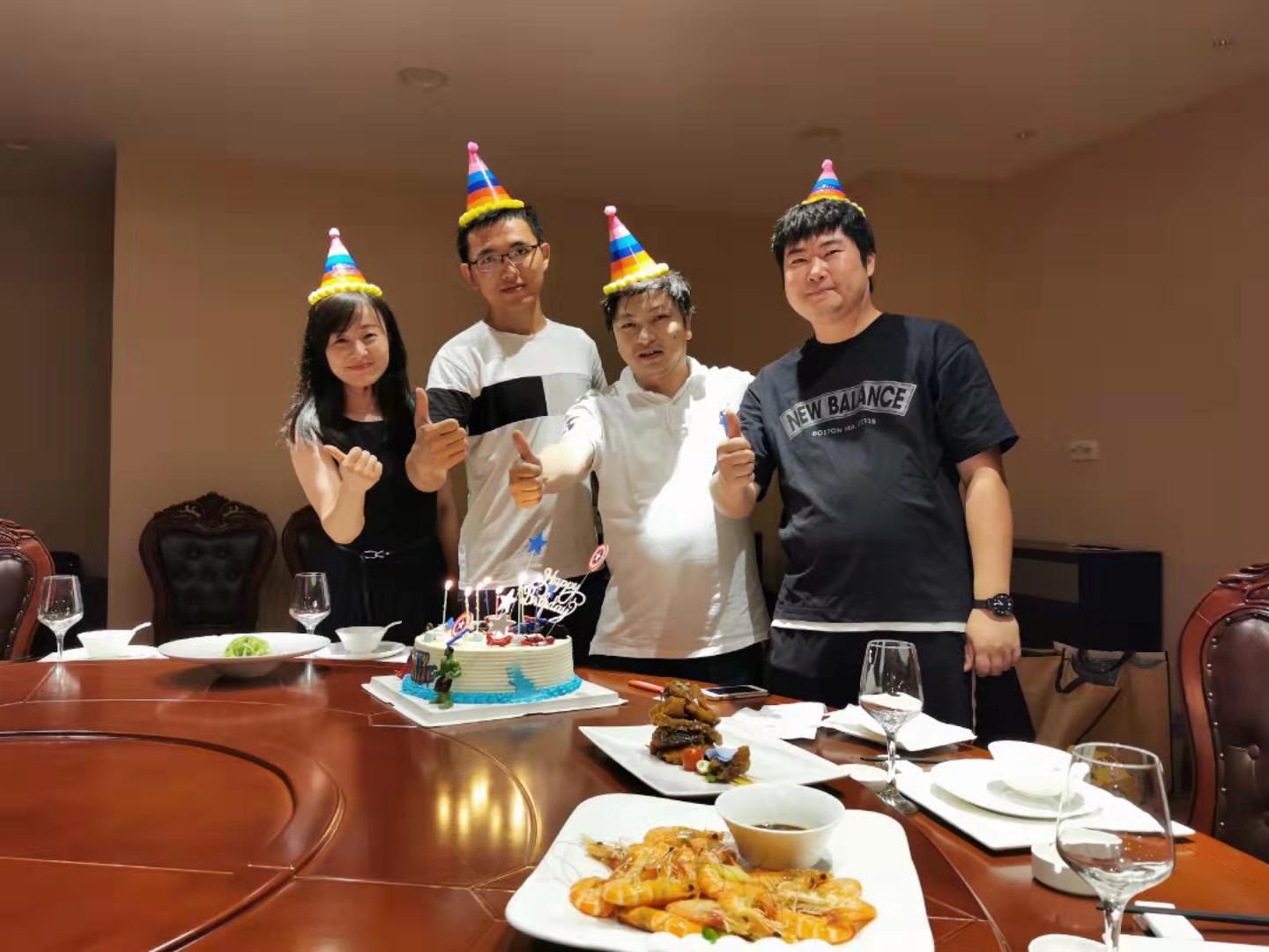 夏送清涼，集體慶生，慰問一線 | 致我們的一線伙伴：辛苦了！