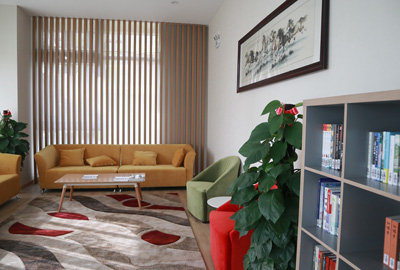 企業(yè)書香 | 寶開新建職工書屋，“小書屋”構(gòu)建精神“大家園”