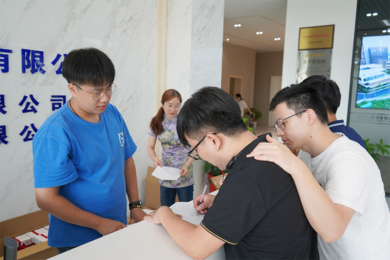 月圓中秋 · 集體慶生 | 溫馨九月，迎佳節(jié)，賀生辰，共團(tuán)圓！