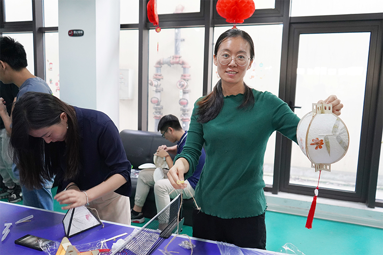 月圓中秋 · 集體慶生 | 溫馨九月，迎佳節(jié)，賀生辰，共團(tuán)圓！