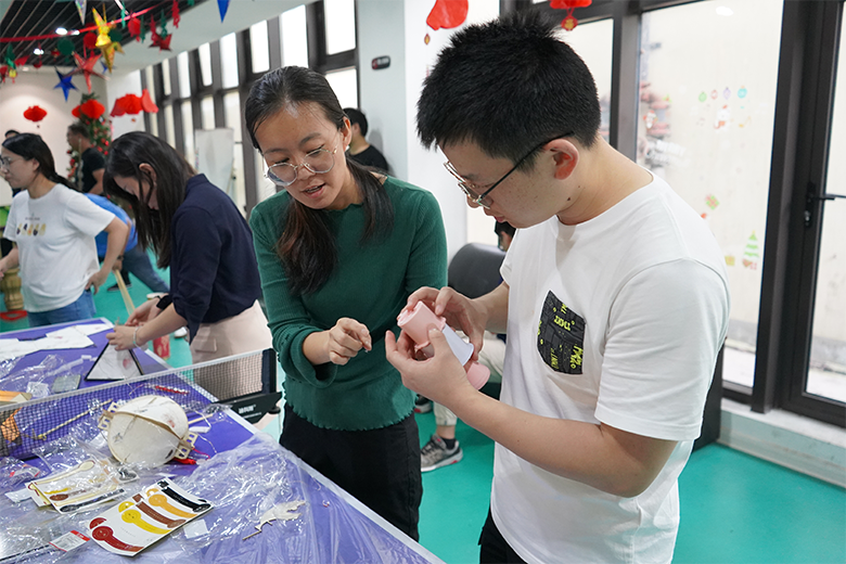 月圓中秋 · 集體慶生 | 溫馨九月，迎佳節(jié)，賀生辰，共團(tuán)圓！